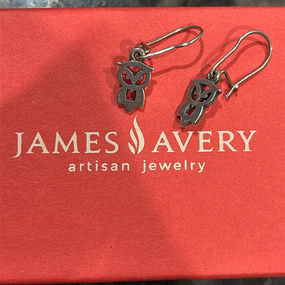 James Avery